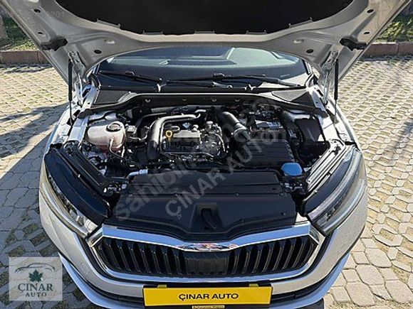 ÇINAR AUTO'DAN 2024 YETKİLİ SERVİS BAKIMLI SKODA OCTAVİA