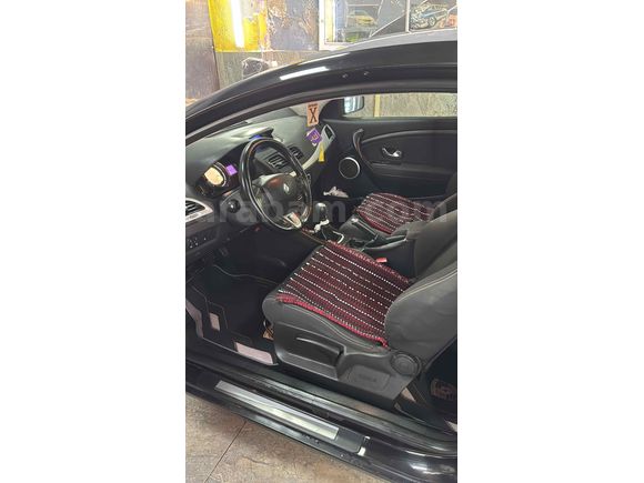Sahibinden Renault Megane 1.6 Coupe Dynamique 2010 Model 