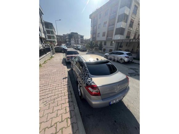 Sahibinden Renault Megane 1.5 dCi Sportway 2005 Model   246 121 km 