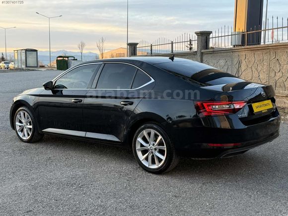 SAFKARDAN ÇOK TEMİZ BAKIMLI 4x4 SUPERB