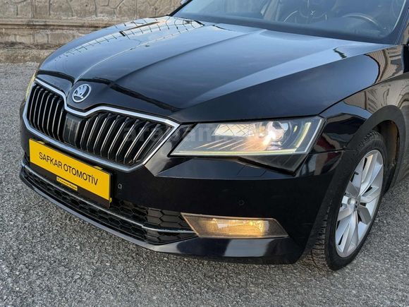 SAFKARDAN ÇOK TEMİZ BAKIMLI 4x4 SUPERB