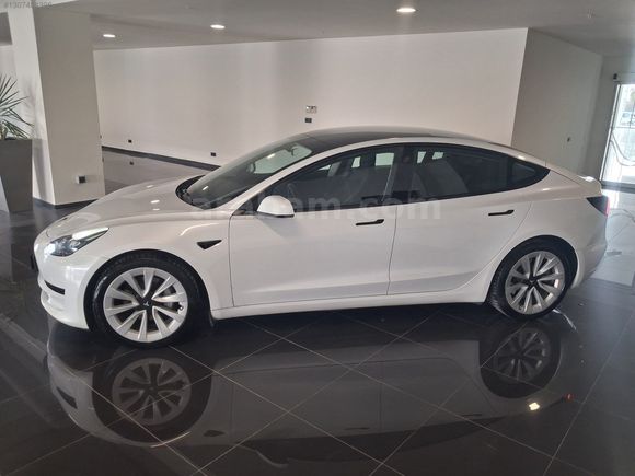 YAZICI 2.EL -TESLA MODEL3-2021-ÖZEL SERİ-325 HP-100.550 KM