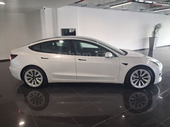 YAZICI 2.EL -TESLA MODEL3-2021-ÖZEL SERİ-325 HP-100.550 KM