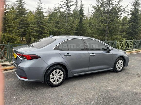 2021 COROLLA 1.5 - HATASIZ - TRAMERSİZ - TEK PARÇA LOKAL BOYALI