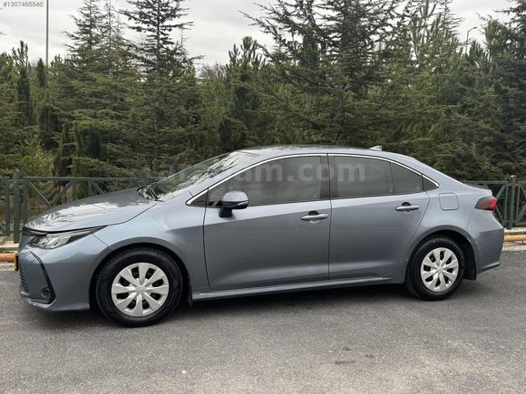 2021 COROLLA 1.5 - HATASIZ - TRAMERSİZ - TEK PARÇA LOKAL BOYALI