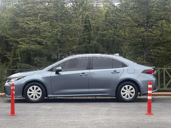 2021 COROLLA 1.5 - HATASIZ - TRAMERSİZ - TEK PARÇA LOKAL BOYALI