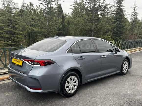 2021 COROLLA 1.5 - HATASIZ - TRAMERSİZ - TEK PARÇA LOKAL BOYALI