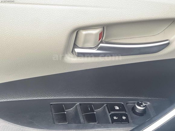 2021 COROLLA 1.5 - HATASIZ - TRAMERSİZ - TEK PARÇA LOKAL BOYALI