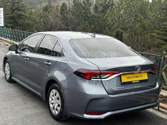 2021 COROLLA 1.5 - HATASIZ - TRAMERSİZ - TEK PARÇA LOKAL BOYALI