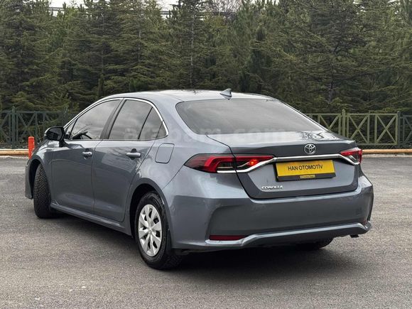 2021 COROLLA 1.5 - HATASIZ - TRAMERSİZ - TEK PARÇA LOKAL BOYALI