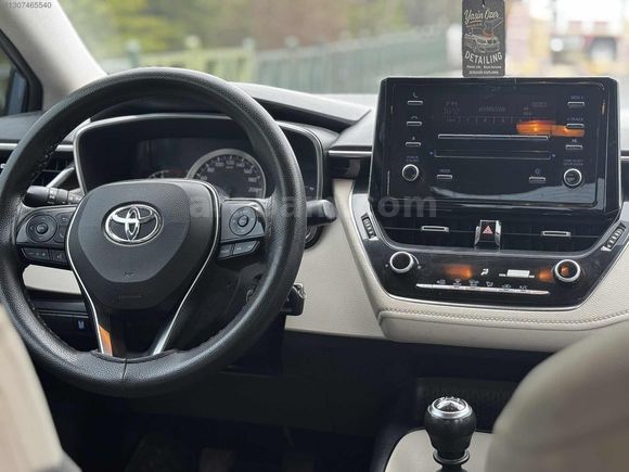 2021 COROLLA 1.5 - HATASIZ - TRAMERSİZ - TEK PARÇA LOKAL BOYALI