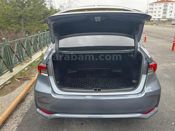 2021 COROLLA 1.5 - HATASIZ - TRAMERSİZ - TEK PARÇA LOKAL BOYALI