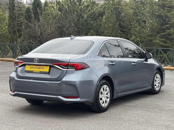 2021 COROLLA 1.5 - HATASIZ - TRAMERSİZ - TEK PARÇA LOKAL BOYALI