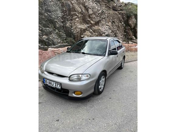 Sahibinden Hyundai Accent 1.5 GLS 1999 Model 