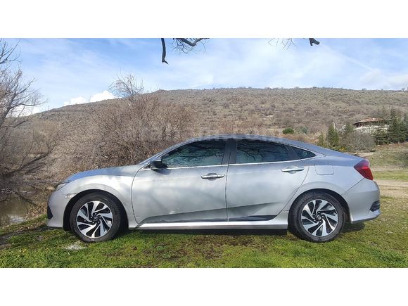 Sahibinden Honda Civic 1.6i VTEC Eco Executive 2017 Model