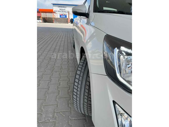 Sahibinden Ford Focus 1.5 TDCi Trend X 2020 Model Van