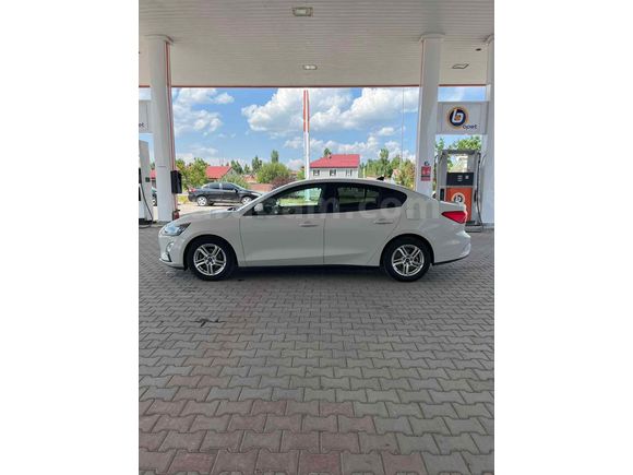 Sahibinden Ford Focus 1.5 TDCi Trend X 2020 Model Van