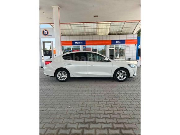 Sahibinden Ford Focus 1.5 TDCi Trend X 2020 Model Van
