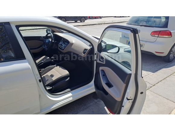 Sahibinden Hyundai i20 1.2 MPI Style 2017 Model 
