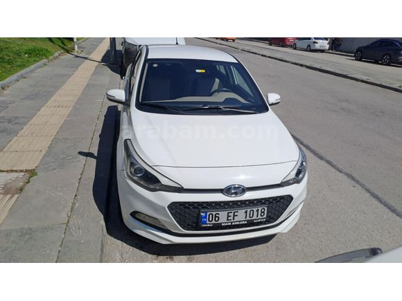 Sahibinden Hyundai i20 1.2 MPI Style 2017 Model 