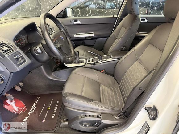 ASLANOĞLU PLAZA'DAN 2010 VOLVO S40 1.6 DYNAMİC EDİTİON