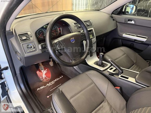 ASLANOĞLU PLAZA'DAN 2010 VOLVO S40 1.6 DYNAMİC EDİTİON