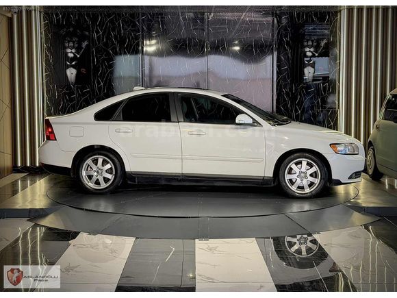 ASLANOĞLU PLAZA'DAN 2010 VOLVO S40 1.6 DYNAMİC EDİTİON