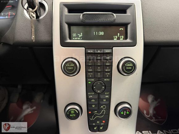 ASLANOĞLU PLAZA'DAN 2010 VOLVO S40 1.6 DYNAMİC EDİTİON
