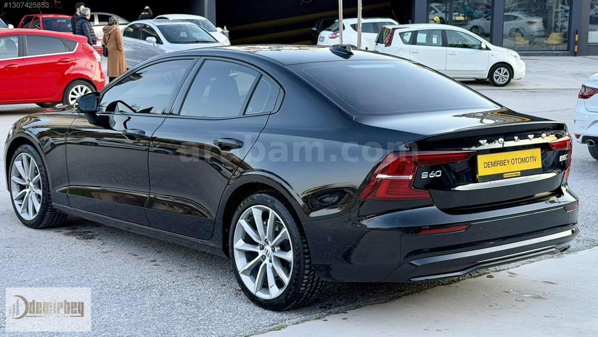 Galeriden Volvo S60 2.0 B5 Plus Dark 2023 Model Kütahya 33.500 km Siyah 7
