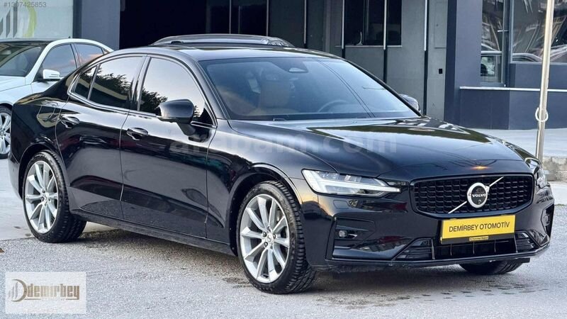 Galeriden Volvo S60 2.0 B5 Plus Dark 2023 Model Kütahya 33.500 km Siyah