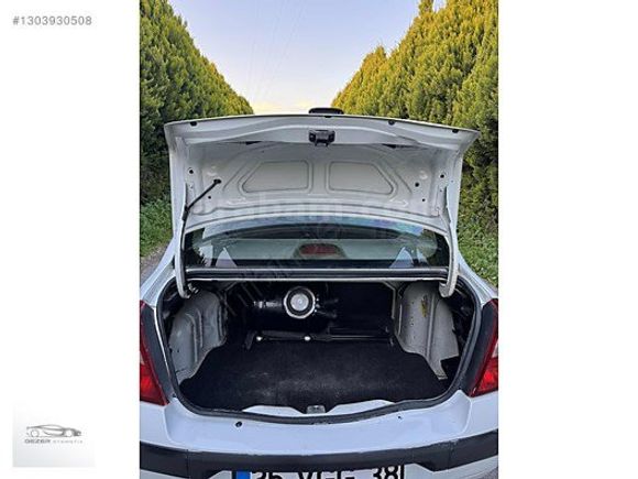 190 KM 2004 MODEL DEĞİŞENSİZ CLIO SEDAN BENZİN LPG KILİMALI