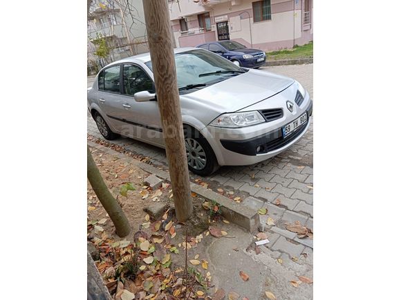 Sahibinden Renault Megane 1.4 Authentique 2006 Model