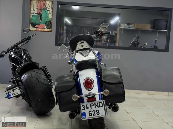 Auto Paris 2014 Model Thunderbird LT Hatasız Emsalsiz