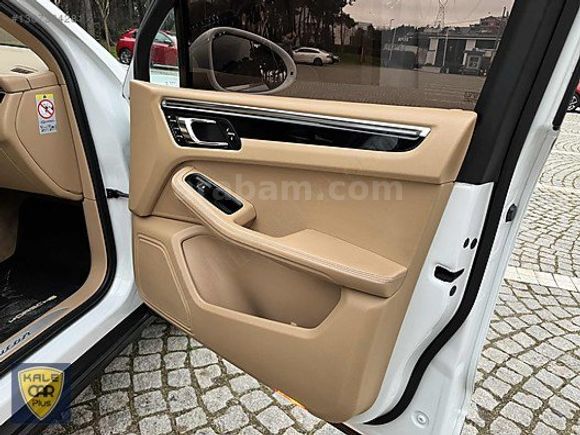 PORSCHE MACAN CHRONO CİFT HAFIZA ISITMA CAM TAVAN BAYİ ..