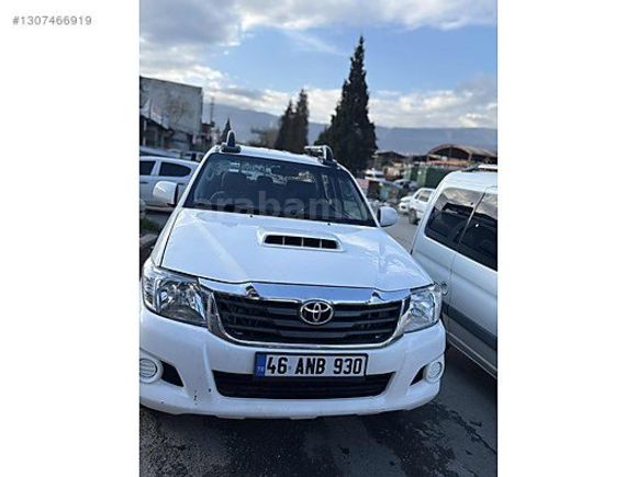 2013--Hilux--4x2-- DÜŞÜK KM - Bakımlı