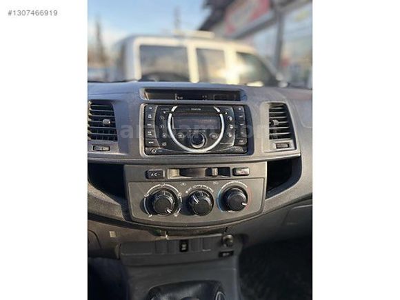 2013--Hilux--4x2-- DÜŞÜK KM - Bakımlı