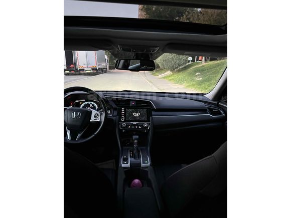 Sahibinden Honda Civic 1.5 i-VTEC Elegance 2021 Model 