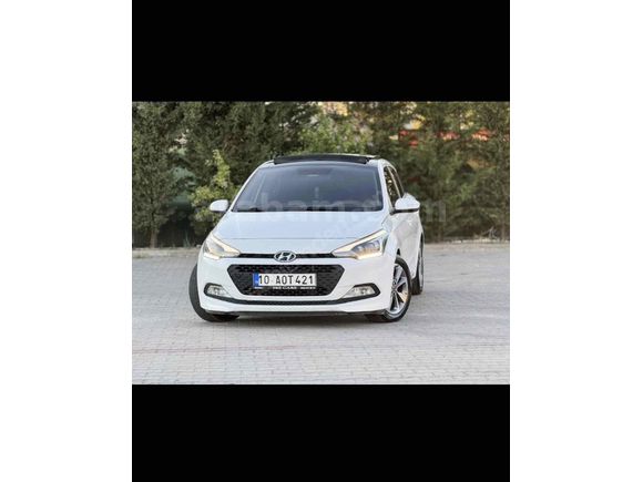 Sahibinden Hyundai i20 1.4 CRDi Style 2016 Model 