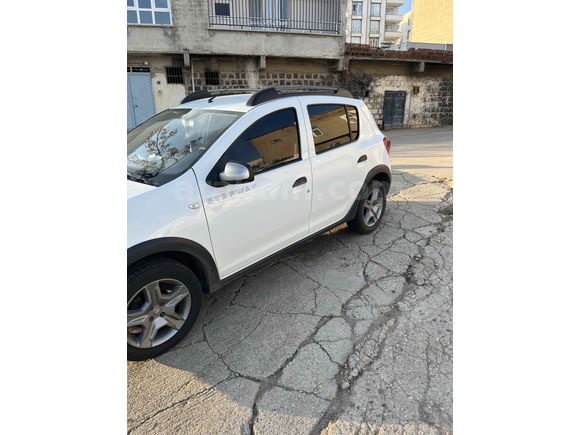 Sahibinden Dacia Sandero 1.5 BlueDCI Stepway 2019 Model 