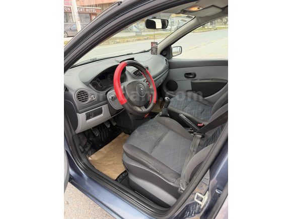 Sahibinden 1.5 dCi   -  Yeni Muayene - Ekspertizli - Servis kayıtlı 
