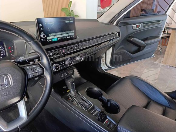 BOYASIZ HATASIZ 96BİN KM’DE Honda Civic 1.5 i-VTEC Eco Executive Plus 