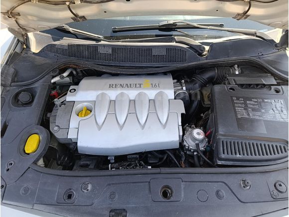Galeriden Renault Megane 1.6 Authentique 2004 Model Osmaniye
