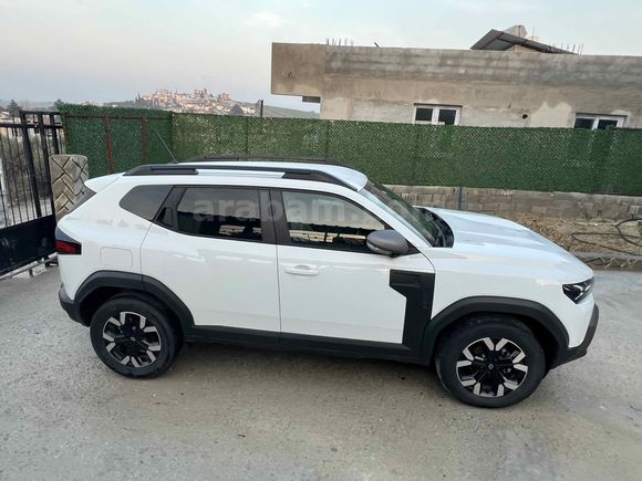 Galeriden Renault Duster 1.3 TCe Techno 2025 Model sıfır poşetler üstünde satışa hazır Hatay