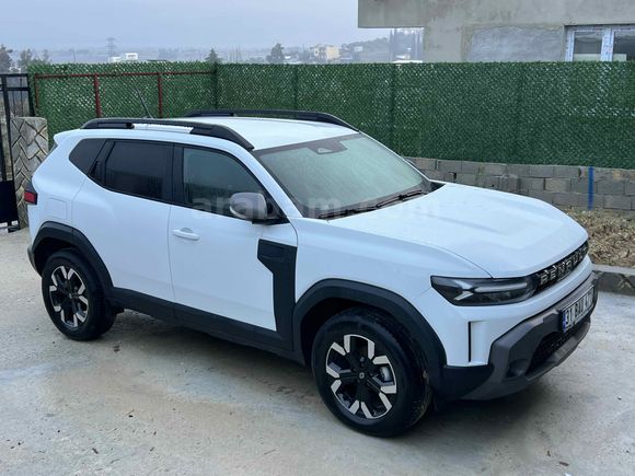 Galeriden Renault Duster 1.3 TCe Techno 2025 Model sıfır poşetler üstünde satışa hazır Hatay