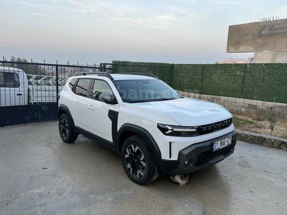 Galeriden Renault Duster 1.3 TCe Techno 2025 Model sıfır poşetler üstünde satışa hazır Hatay
