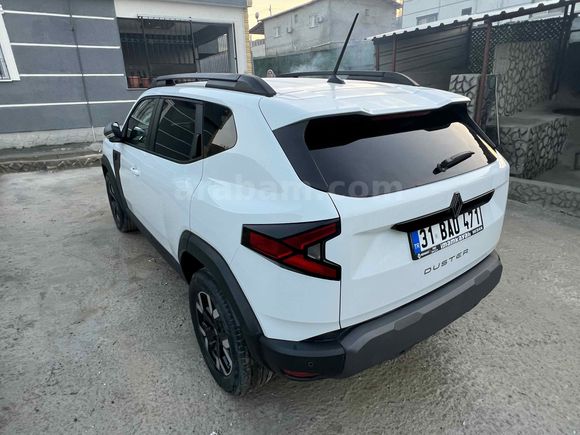 Galeriden Renault Duster 1.3 TCe Techno 2025 Model sıfır poşetler üstünde satışa hazır Hatay