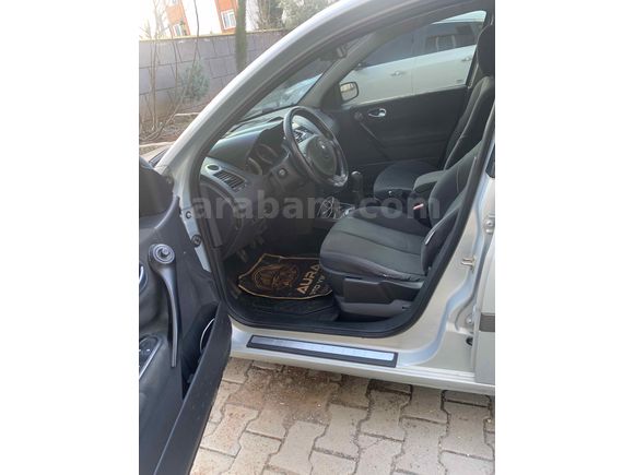 Memurdan Temiz Renault Megane 1.6 Dynamique 