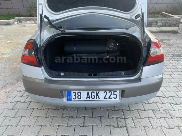 Memurdan Temiz Renault Megane 1.6 Dynamique 