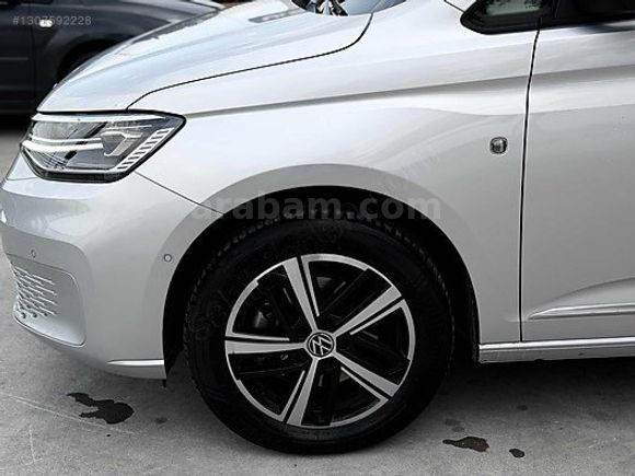 EMSALSİZ 2024 CADDY STYLE 10 BİN KM OTOMATİK GRİ
