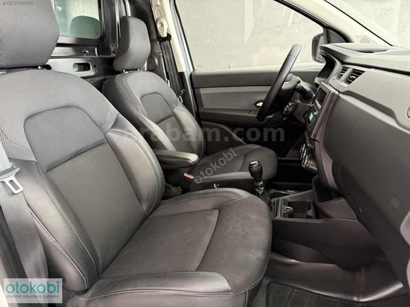 OTOKOBİ-2023 EXPRESS VAN 1.5DCi-KLİMA-HIZ SABİTLEYCİ